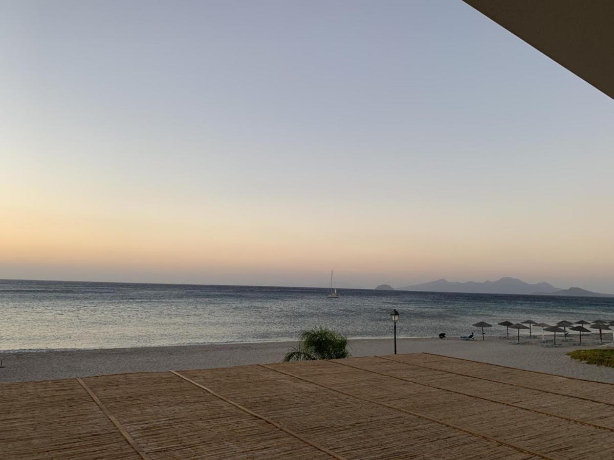 Noa Beachfront Suites Kardamena  외부 사진